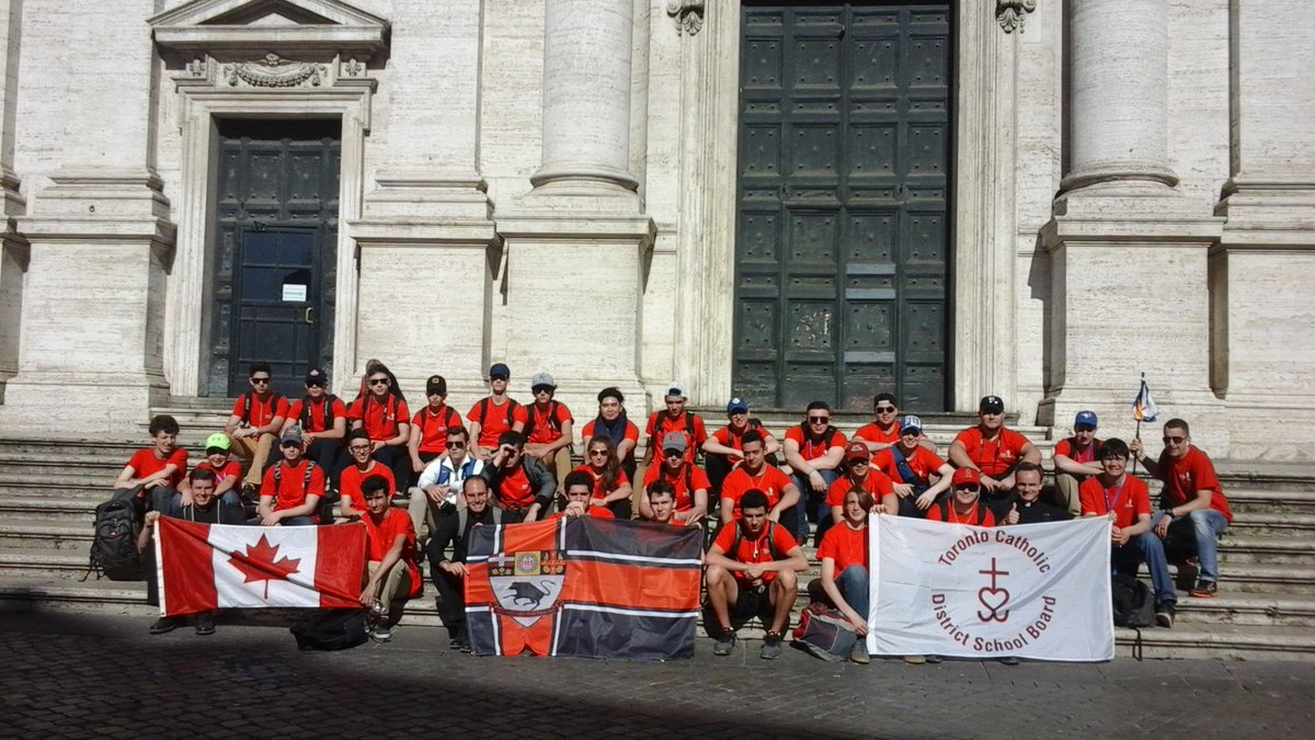 BrebeufYM's tweet photo. Day 4 Brebeuf College Rome Pilgrimage. @TCDSB_DChen,@TCDSB # our faith rocks. https://t.co/egywRFS1jo