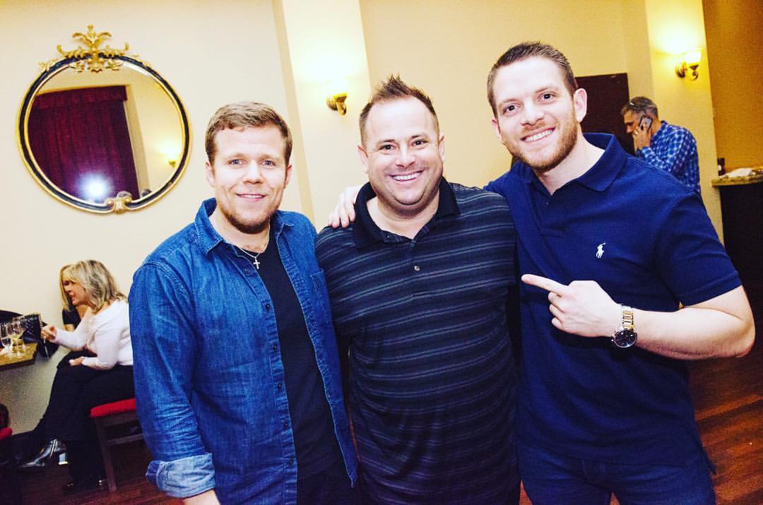 sebastienbour17's tweet photo. Comedy night flashback - with the one and only ! #sebastienbourgault #comedyforacause #pinkinthecity @PinkCityEvents https://t.co/9fw6rW5qkJ