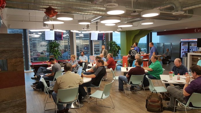 dallasphp's tweet photo. Full house at the meeting tonight with @dalabarge! https://t.co/COLMkm7adp