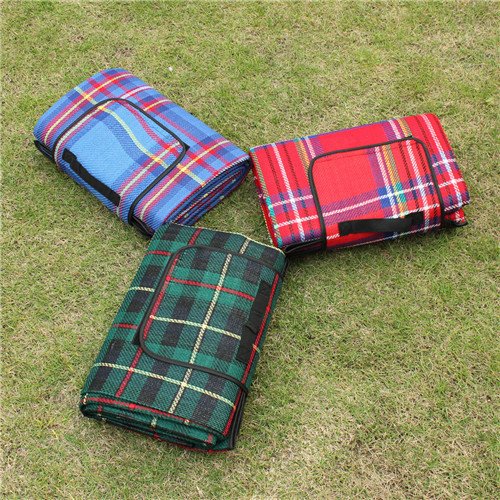 Waterproof Picnic Plaid Mat
#Camping #Hiking #OutdoorActivity campinghike.com/waterproof-pic…