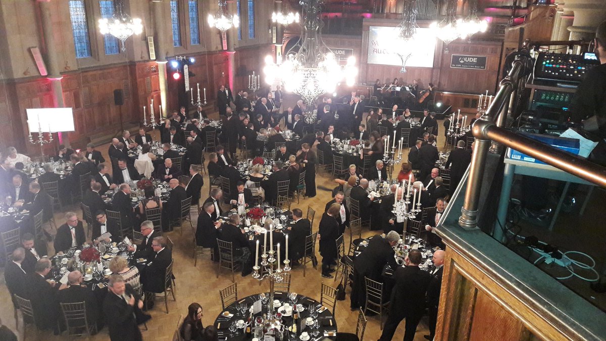 UniMancVenue's tweet photo. Welcome to the Whitworth Hall #AUDE2017 we hope you have a fabulous evening https://t.co/3BBbrPc6TT