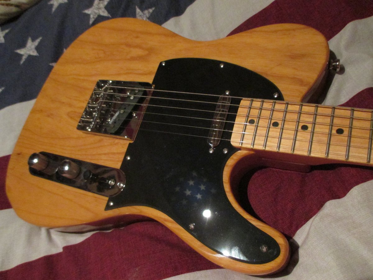 HughBasant's tweet photo. Harley Benton TE 52 Serie Vintage #harleybenton #telecaster #seymourduncan https://t.co/GrTKoORntV