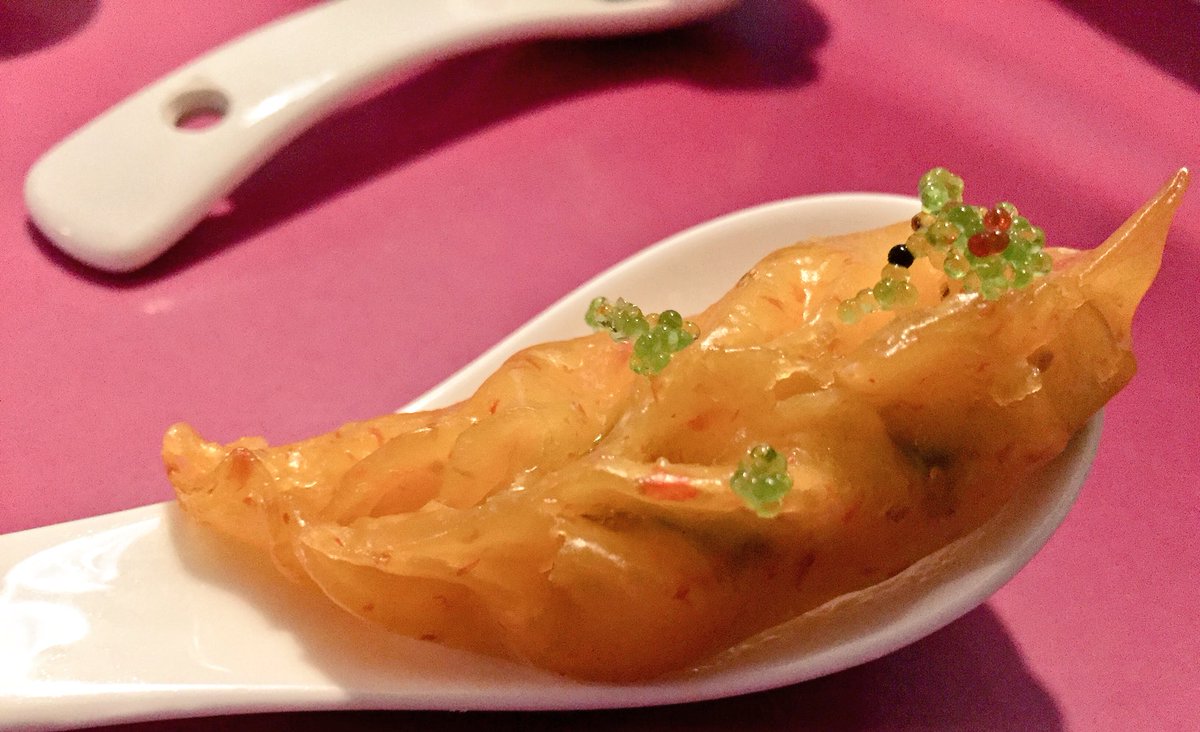 artemisi4's tweet photo. Sfoglia alle bacche di goji con ripieno di gamberi 
#dimsumnight da #blueginger https://t.co/WFAGVNMRq6