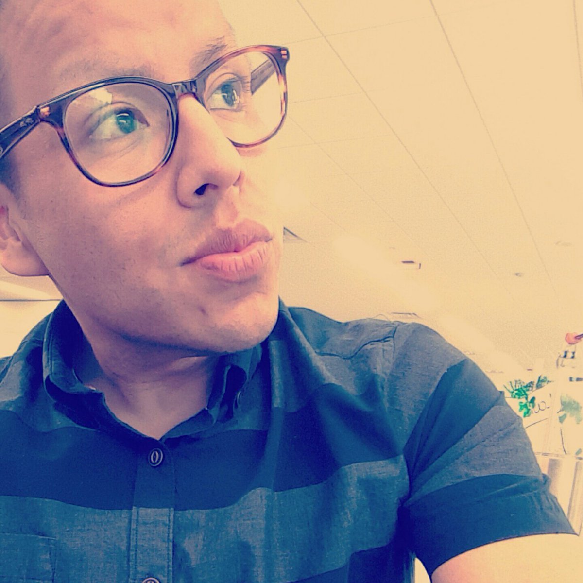 louie4465's tweet photo. #NewProfilePic https://t.co/UYsy8zGsUU