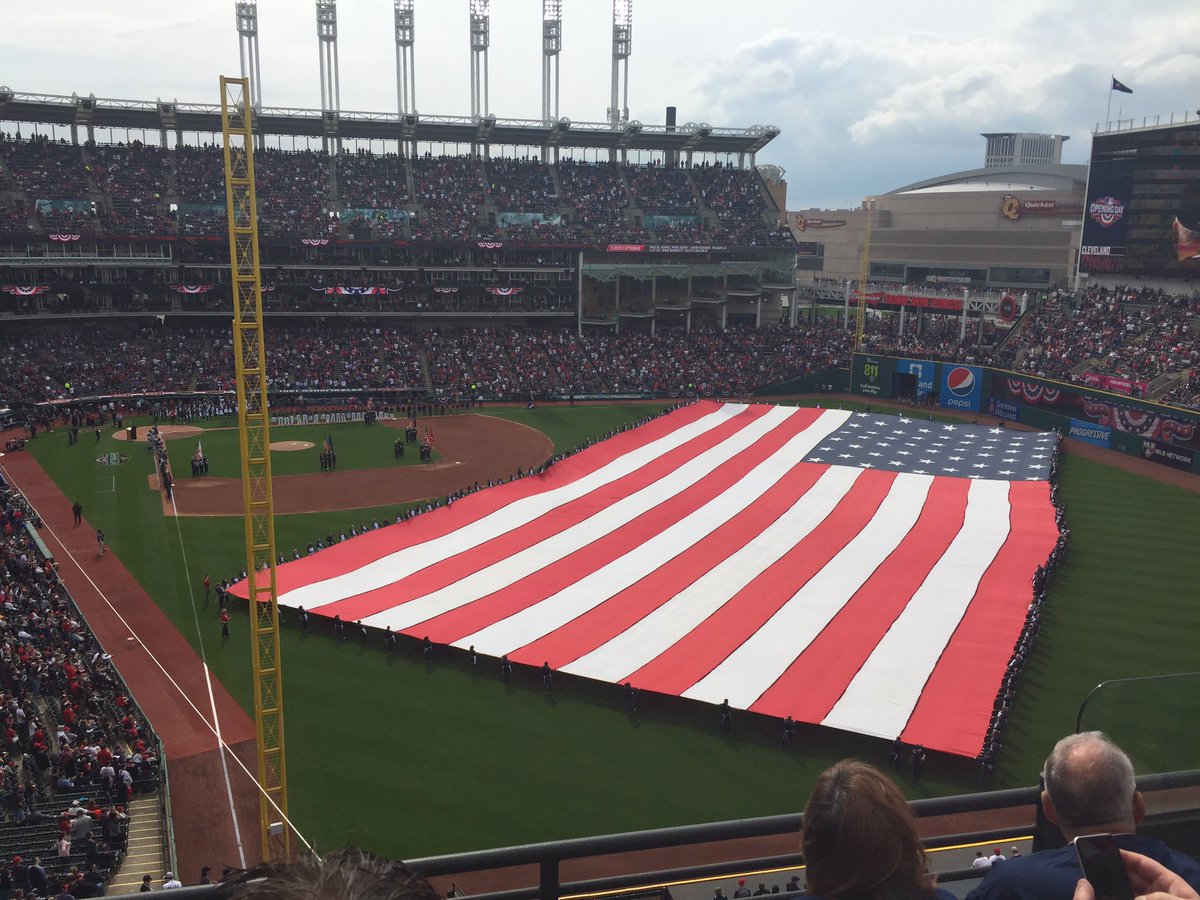 kkloww's tweet photo. It only took 30yrs but finally made it to my first @Indians opening day https://t.co/lfDPoPqEeU