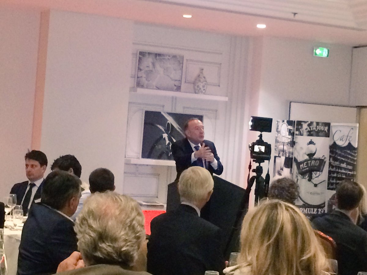 isareym's tweet photo. La FRANCE et ses entrepreneurs  ont de merveilleux atouts, arrêtons cette fiscalité destructrice ! @PierreGattaz #ForceEDC https://t.co/oXscehU0Z3