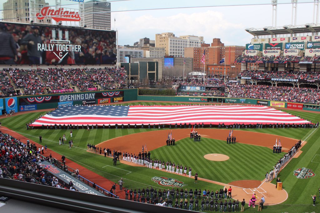 RuiterWrongFAN's tweet photo. #OpeningDay #Indians https://t.co/hFGwelR6US