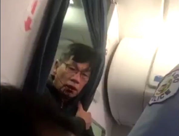 thinkprogress's tweet image. United CEO commends employees, pins blame for violent incident squarely on brutalized passenger thkpr.gs/eaf21cf6ea34