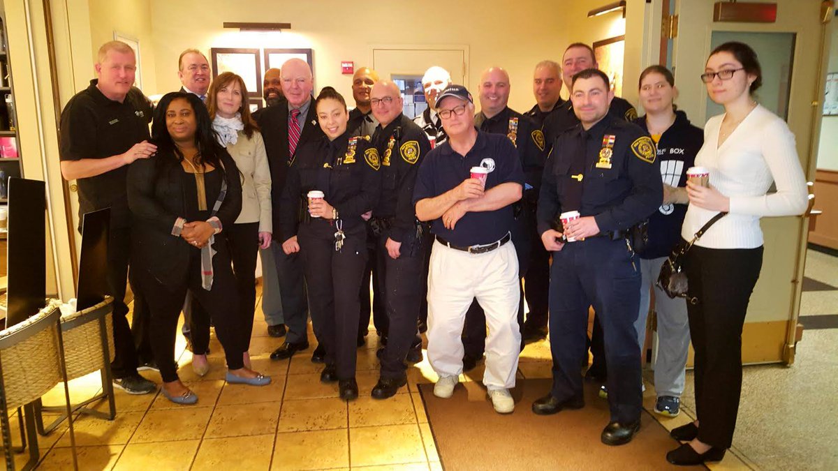 @NewRochellePolice and @IonaCollege meet for coffee, with Coffee with a Cop