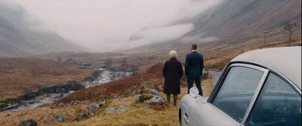 FilmLover1974's tweet photo. Cinematographer with the best body of work is ...

***Roger Deakins***

https://t.co/NlpwZD9JVS https://t.co/kQKWtCL1EU