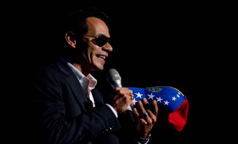 CaraotaDigital's tweet photo. .@MarcAnthony envió un emotivo mensaje al pueblo venezolano https://t.co/AXipwURIyM https://t.co/k7mEYbvNyO