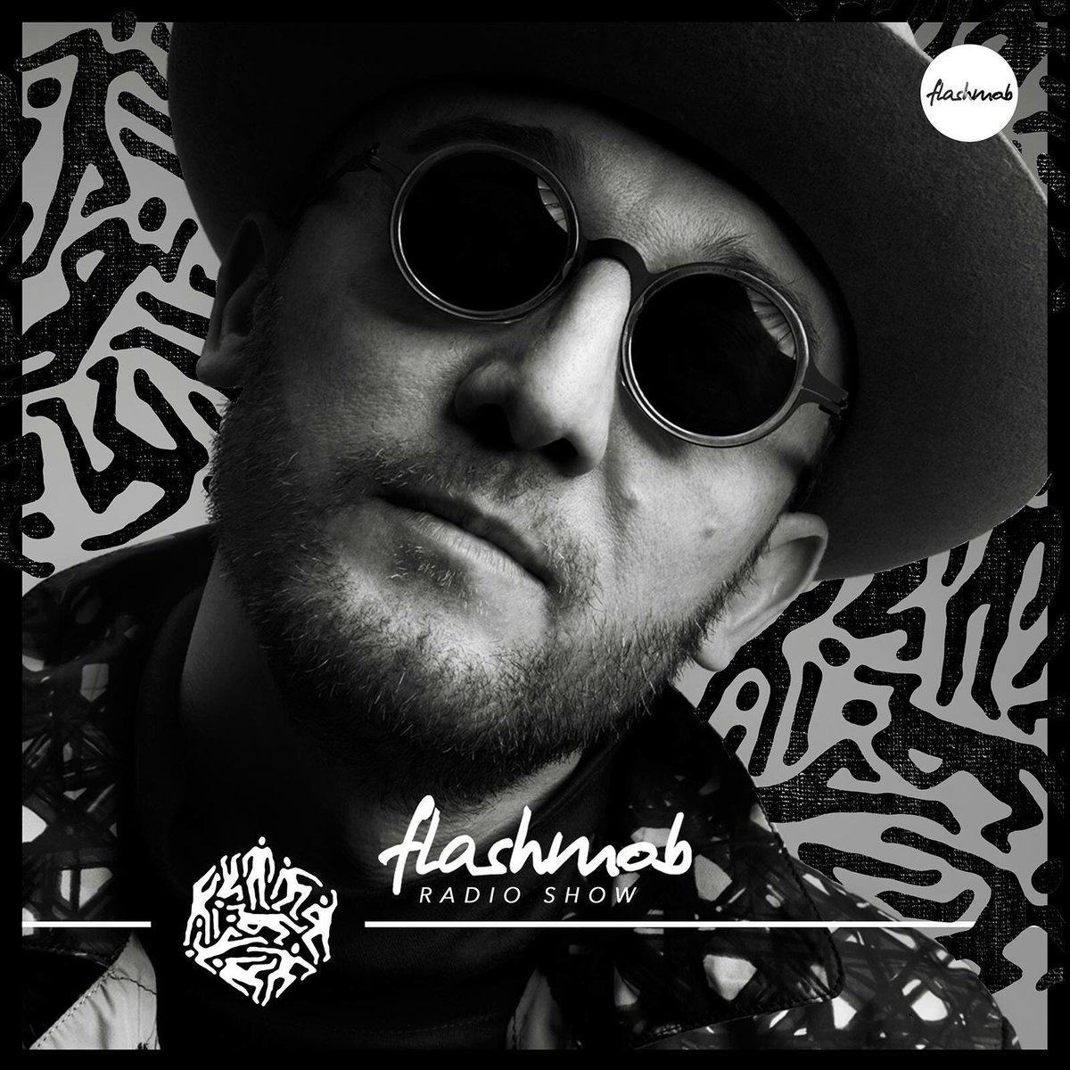 Flashmob_Dj's tweet photo. Flashmob Radio Show ON AIR NOW on @ibizaradio
here: https://t.co/uyXsvBp0F5     #HouseFlashmob #FlashmobDj #whereveryouare https://t.co/4N9wmb8XNF
