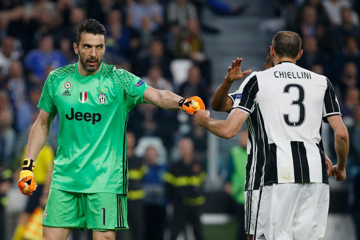 BoemNicholas's tweet photo. 👊🏻👊🏻👊🏻 #JuveFCB #FinoAllaFine #UCL https://t.co/bTaP8ACMdF