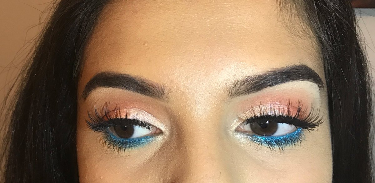 millyymakeup1's tweet photo. 🐳🍑 eyes 🍑🐳 #peachy #bluewaterline @NYXCosmeticsUK @MorpheBrushes 35O https://t.co/XrNpQH40gh