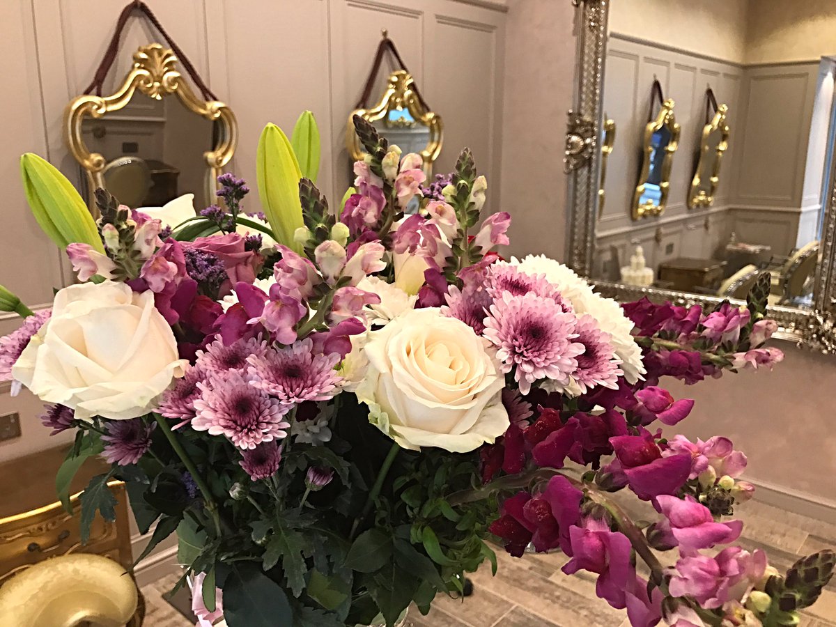 MayfairOnMain's tweet photo. Mayfair On Main officially welcomed its first clients today. A memorable experience was had by all. https://t.co/THgUgb3K79