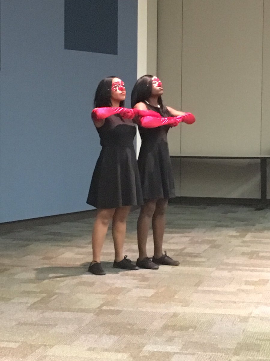 Welcome to the community the newest initiates of @NEDeltas! #BeGreekUMN #UMNProud