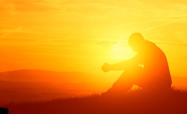 PrayerCurrent's tweet image. Jesus reveals the full glory and holiness of God, in his perfect person and perfect nature. Engage (p. 27). prayercurrent.com/resources-1