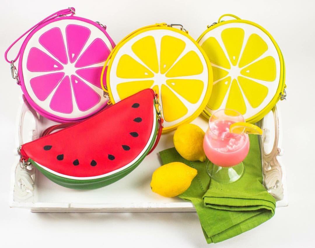 Anyone else daydreaming of summer vacation?? 😎🍋🍉

Delicious #handmade #vegan fruit bags @ bit.ly/FruitBags