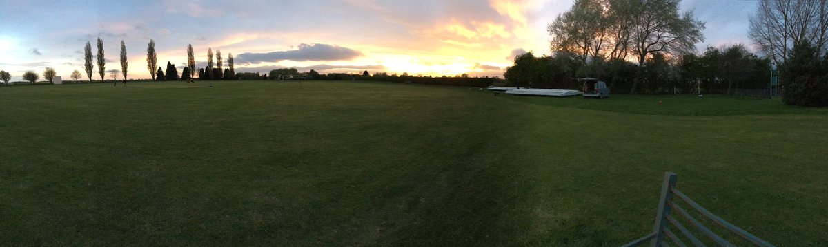 RMBadgersCC's tweet photo. Great see plenty of lads down at the ground this evening #SeasonPrep #Covers #PracticeNet #FirstDeck https://t.co/MqCUXNjy6S