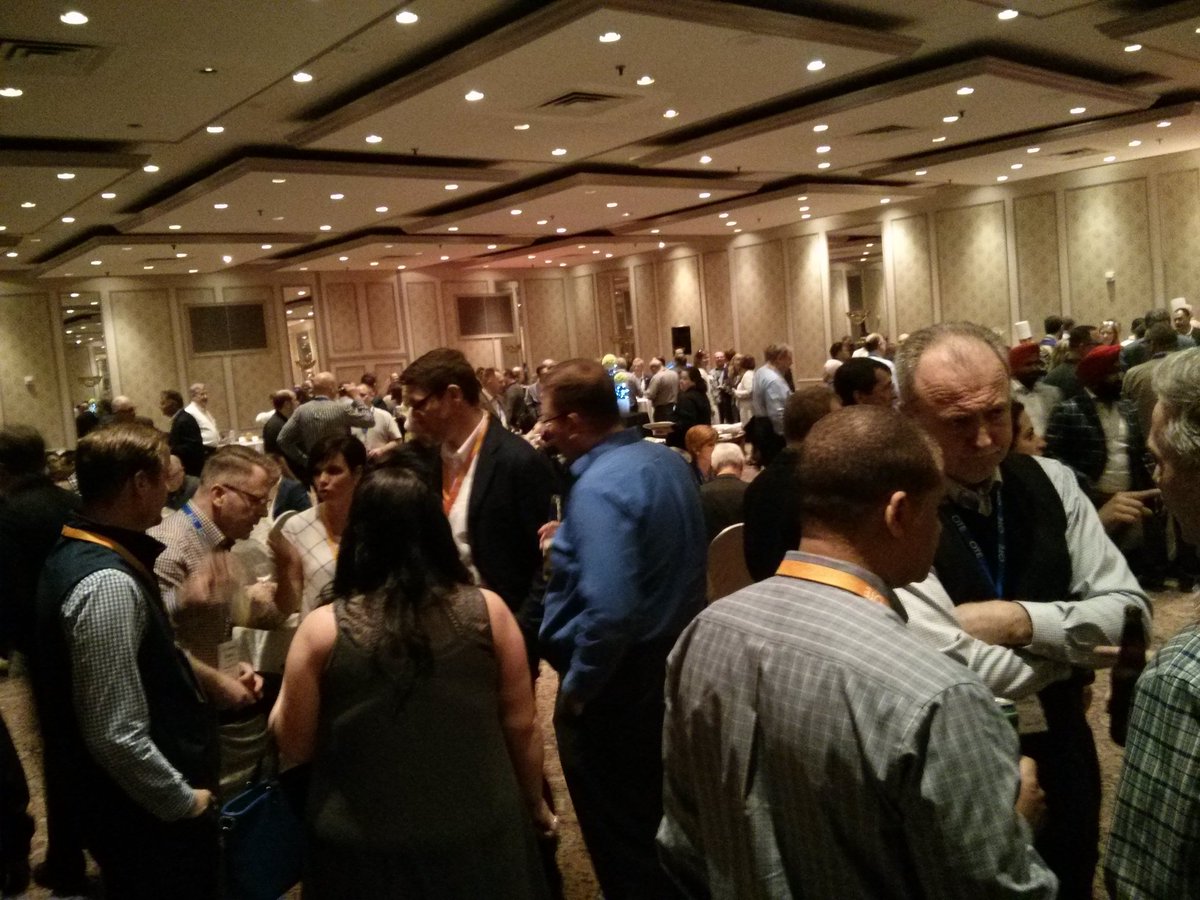 ontransexpo's tweet photo. Great reception - thank you to our bar sponsors #NewFlyer and @MCIcoach #OTE #OTE2017 https://t.co/HKsu0h1bSa