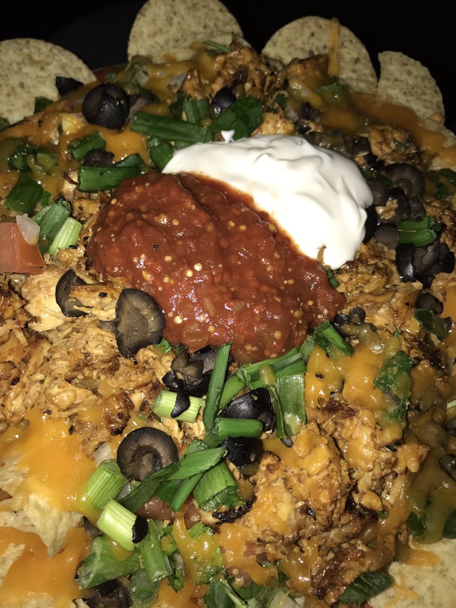 KyTheBrute's tweet photo. These nachos finna change my life in one night 👌🏾🤤 🔥 https://t.co/vFP0kjr3wY