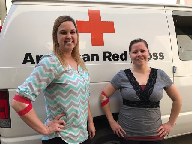 FNBFirst's tweet photo. Tks #FeeInsurance for helping coordinate the @RedCross blood drive! 38 bldg tenants & staff from The First donated! #FNBGive https://t.co/x60lafw2zT