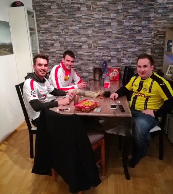 View image on Twitter