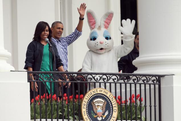 SadlyCatless's tweet image. I had the great honor to work under three U.S. Presidents. - Sean Spicer #SpinUrEmbarrassingMoments