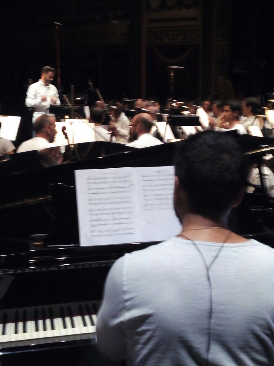 Todo listo para disfrutar mañana de #casalsinfonico #oviedo #teatrocampoamor #elcoheteinternacional