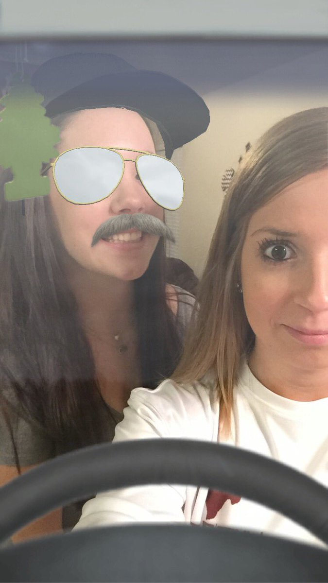 kayviktorin's tweet photo. H21BD @Kathryn2014!!! 😁🍺🍻🍺🍻🍺🍻🍸🎉Wish I was there to celebrate 😜 https://t.co/ZetmqtBZJP