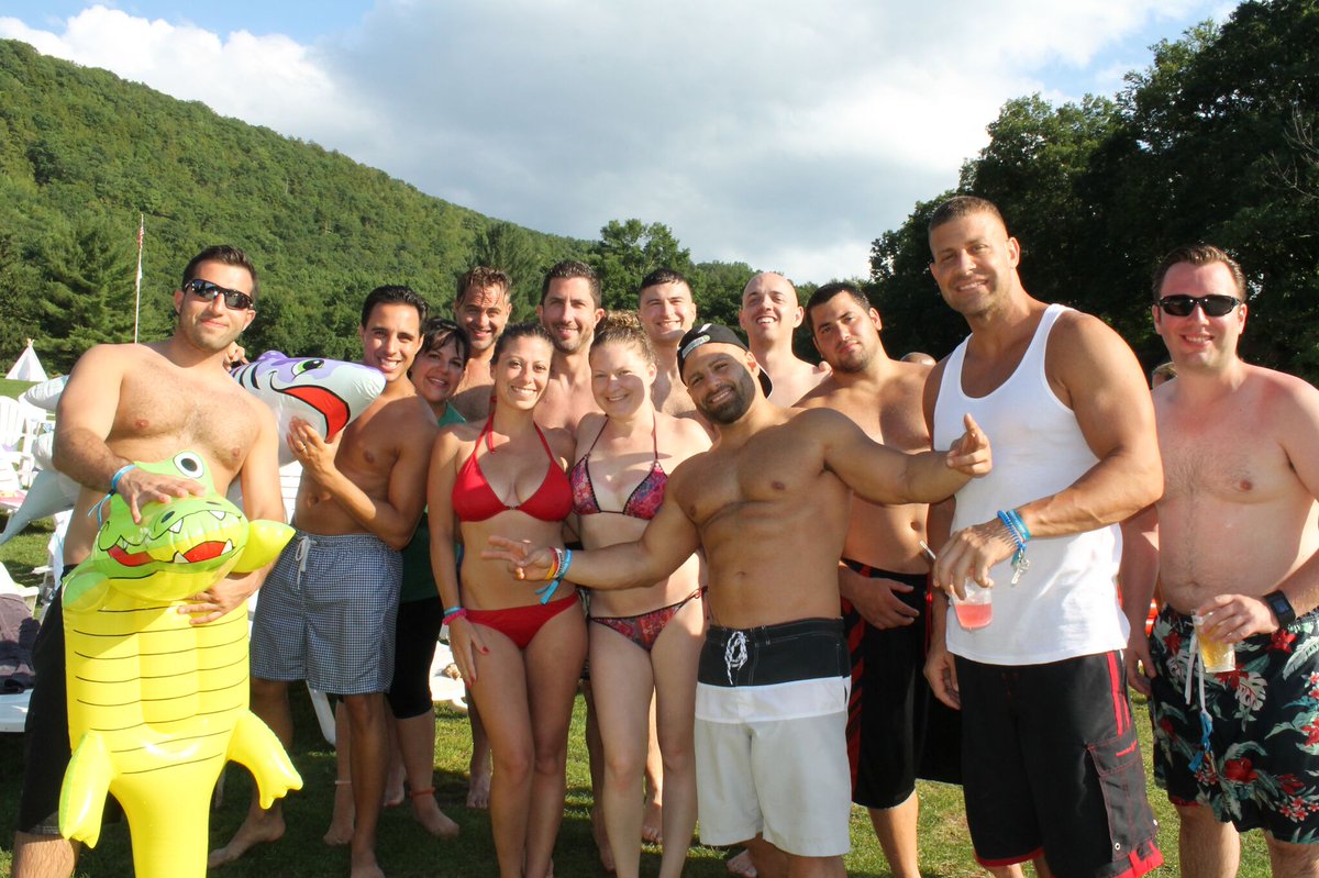 Club Getaway tweet media