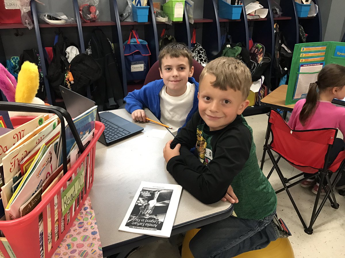 MrsAdams2ndGr's tweet photo. Partner research for our class Amelia Earhart biography! #theyarerocking #writers #gettingreadyfor3rdgrade https://t.co/v8Mb46AKjD