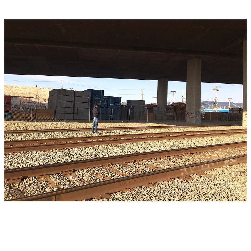 skyeezfalling's tweet image. We followed an estuary and found a train yard. #bayareaexploration #trainyard ift.tt/2o2aJtM