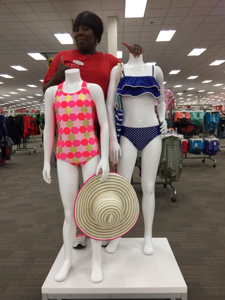 kescully73's tweet photo. Girls MQ refresh at 1264 with style team member Dorothy #VMLstyle #styleteam @alyssa_sudbrink https://t.co/OFajgarpBU