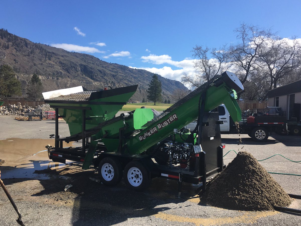 Cody_Inkster's tweet image. @rivershoreturf got a demo of the bunker buster #sandwashingmachine