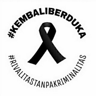 BiruDepok's tweet photo. Diterima disisinya dan ditabahkan buat keluarga yang ditinggalkan 😇😇
#DukaPerbatasan #VikingBekasi #FanatismeButa https://t.co/2Bcdbv7GkM