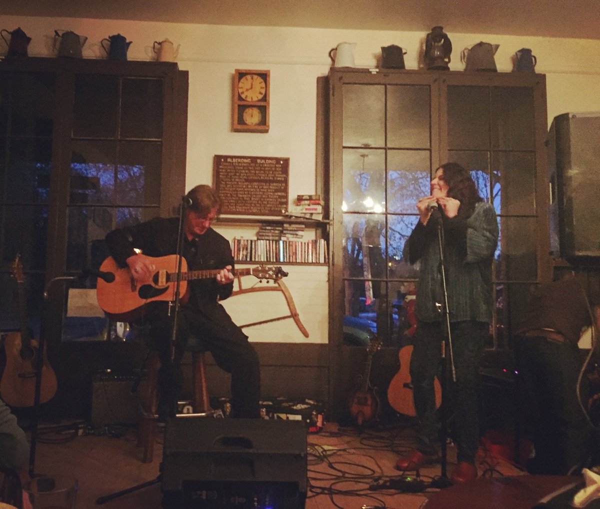 EssGoldsworthy's tweet photo. our second favorite thing we do together...
#Goldsworthy #essANDgary #MakingLoveMusic #OpenMic #StCharlesSaloon #sarsparilla https://t.co/PvhV8V1Wnt