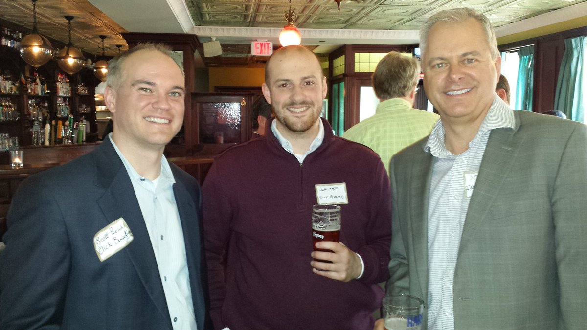 HRTechAdvisor's tweet photo. Great meetup b4 @HRTechExpo #HRtech gurus @HRTechAlliances @HRmarketer @LeapGen @SierraCedar @CBHRSolutions @ClickBoardingHR @Social_Rhonda https://t.co/qJc1qbX476