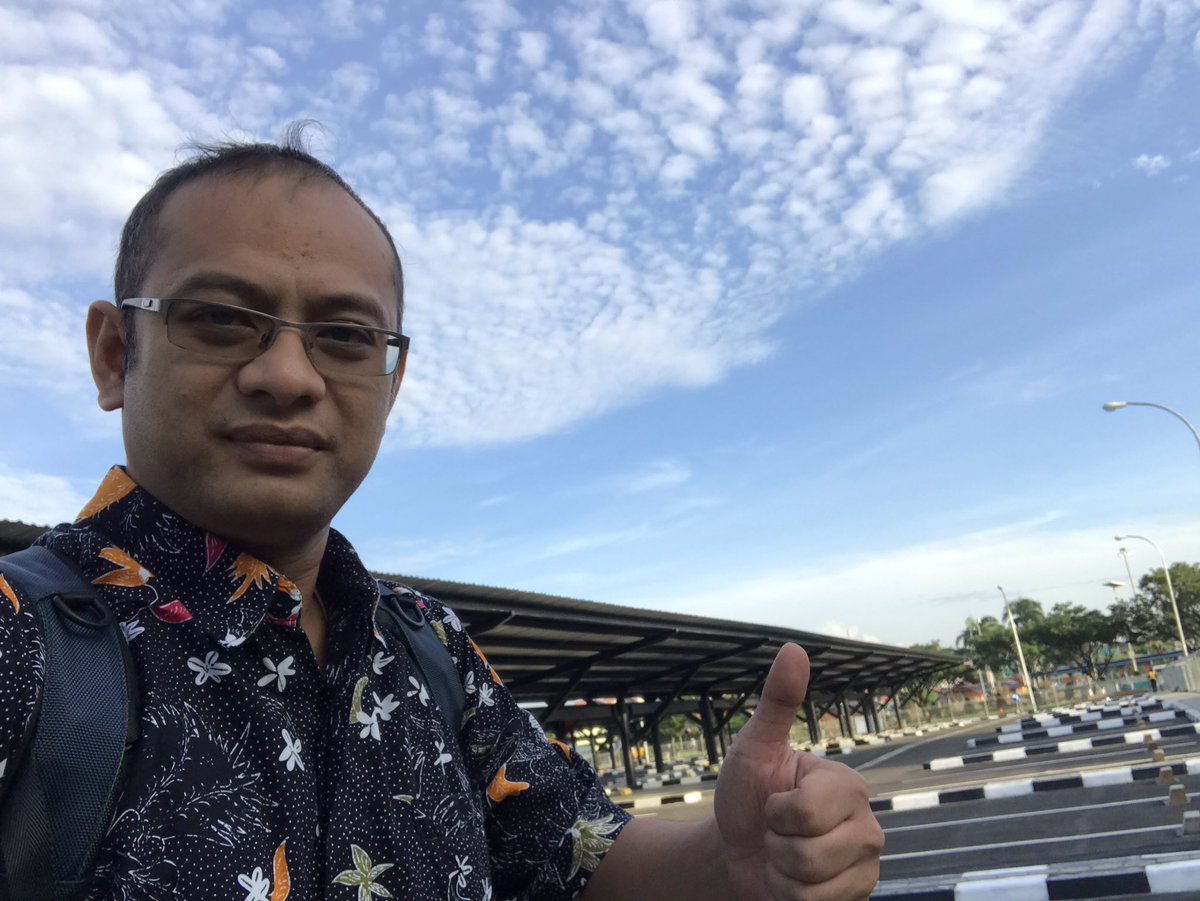 Harry MAC (@adhimac) on Twitter photo Parkir Inap 2 CGK dkt Stasiun KA..space banyak, pelayanan ramah, shuttle cepat. @contactap2 <a href="/pandumayor/">pmh</a> <a href="/InuRaharjo/">Wisnu Raharjo</a> <a href="/ridhoza/">Ridho Zeni Arief</a> <a href="/ekamaria19/">Eka Maria</a> Parkir Inap 2 CGK dkt Stasiun KA..space banyak, pelayanan ramah, shuttle cepat. @contactap2 <a href="/pandumayor/">pmh</a> <a href="/InuRaharjo/">Wisnu Raharjo</a> <a href="/ridhoza/">Ridho Zeni Arief</a> <a href="/ekamaria19/">Eka Maria</a>