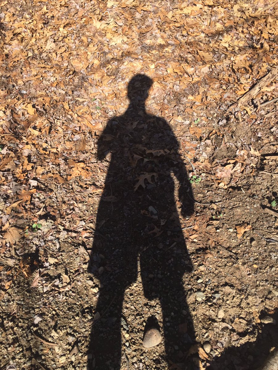 AVRuns's tweet image. Hey #BibChat!!!! AV from NJ here 👋🏼👋🏼👋🏼