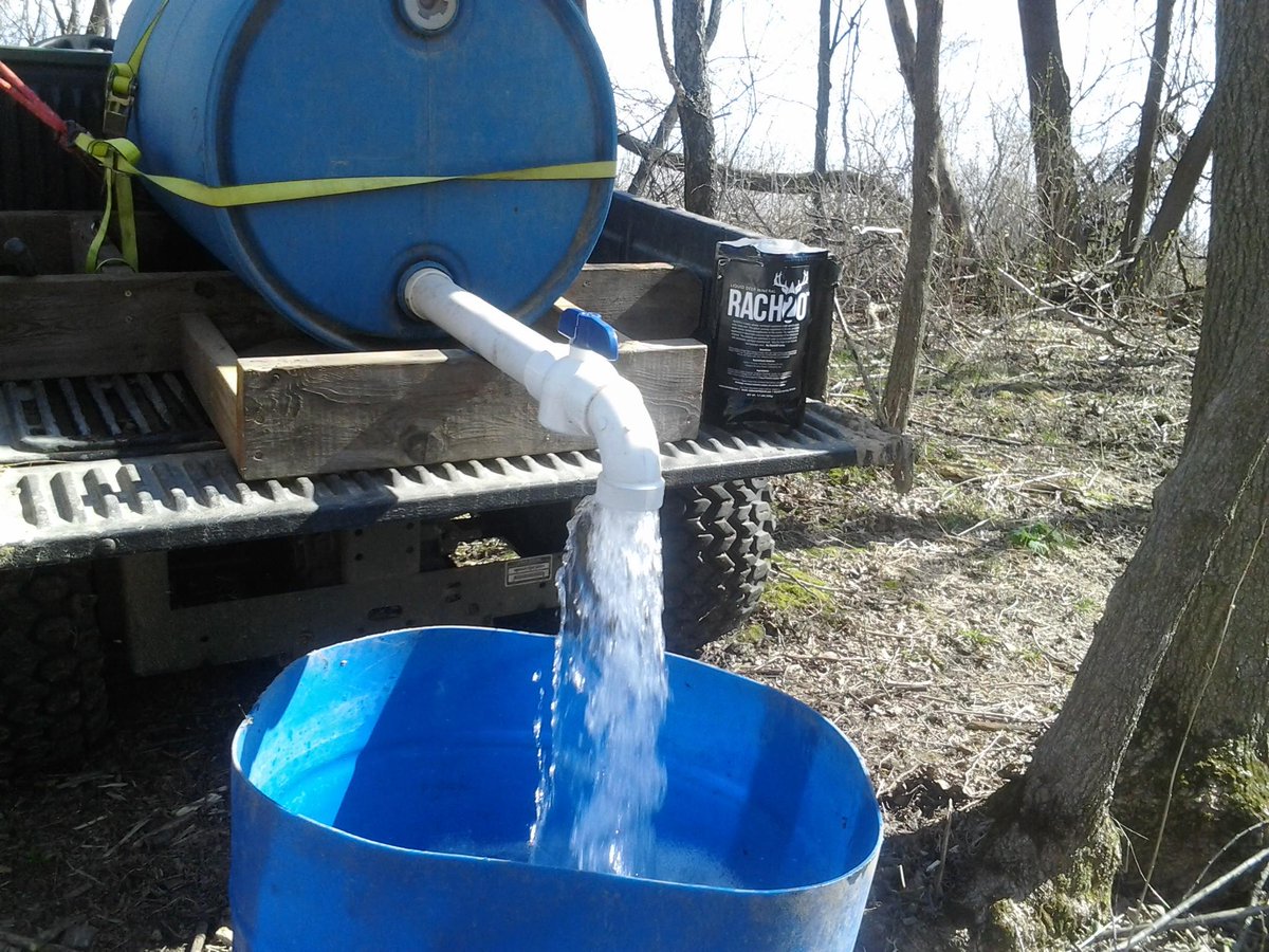 RackWater's tweet image. Deer are hitting the water tanks NOW!  Make sure to supplement with RacH20! #deer #hunting #outdoors #spring
