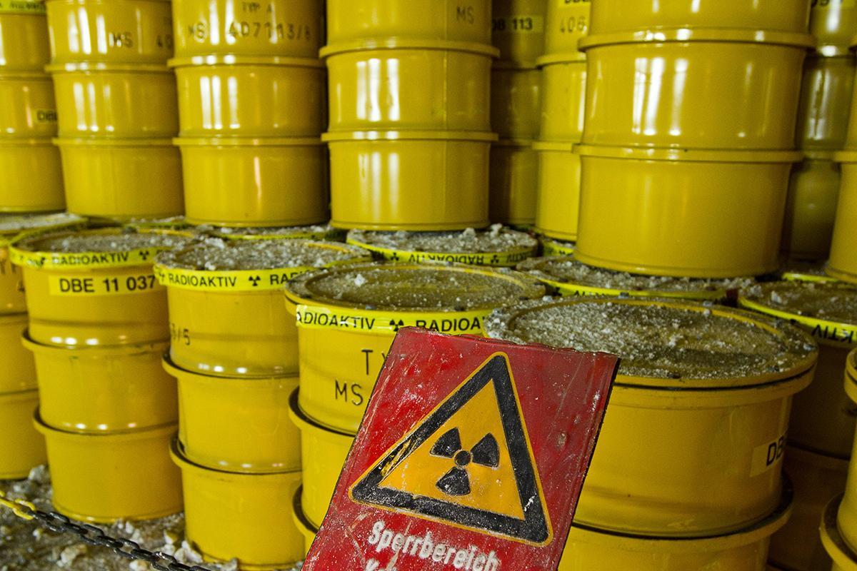 newscientist's tweet photo. Waste-munching bacteria could make nuclear stores safer https://t.co/p36zfosLXF https://t.co/Vohw5Pumz4