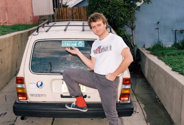 Dead Funny Store tweet media