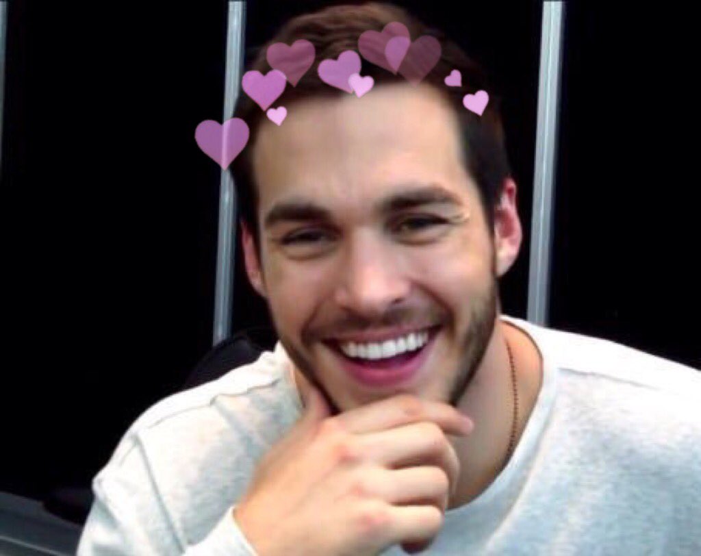 boyswithearts's tweet photo. chris wood https://t.co/XiHHLsM0Lr