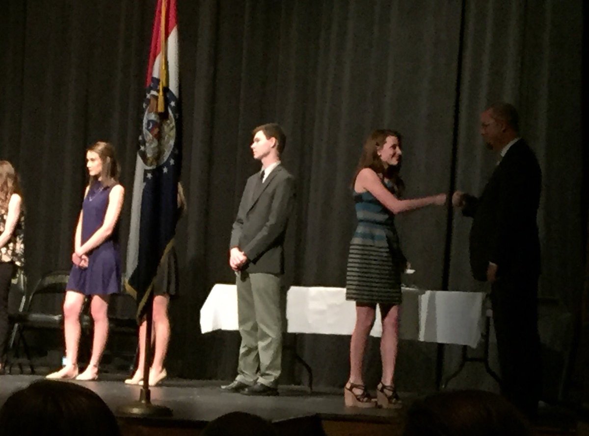 steinmeyer216's tweet photo. NHS induction.  @alexisteinmeyer and @FZNPrincipal share a congratulatory fist bump. https://t.co/LcHtJs5PuI