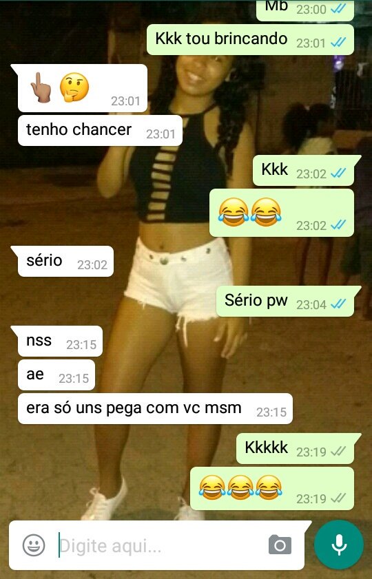 FabriciaFragos1's tweet photo. Esses Mlks Saoo os melhores 😂😂😂 https://t.co/AgDq2B7o9L