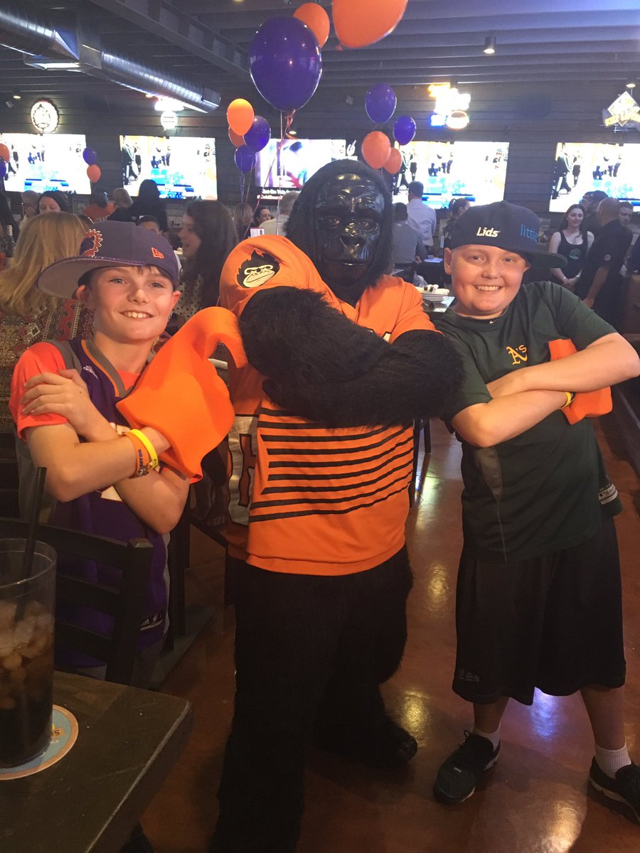 tracyafrazier's tweet photo. #coldbeers7th #welovecoldbeers https://t.co/faWELH8GM8
