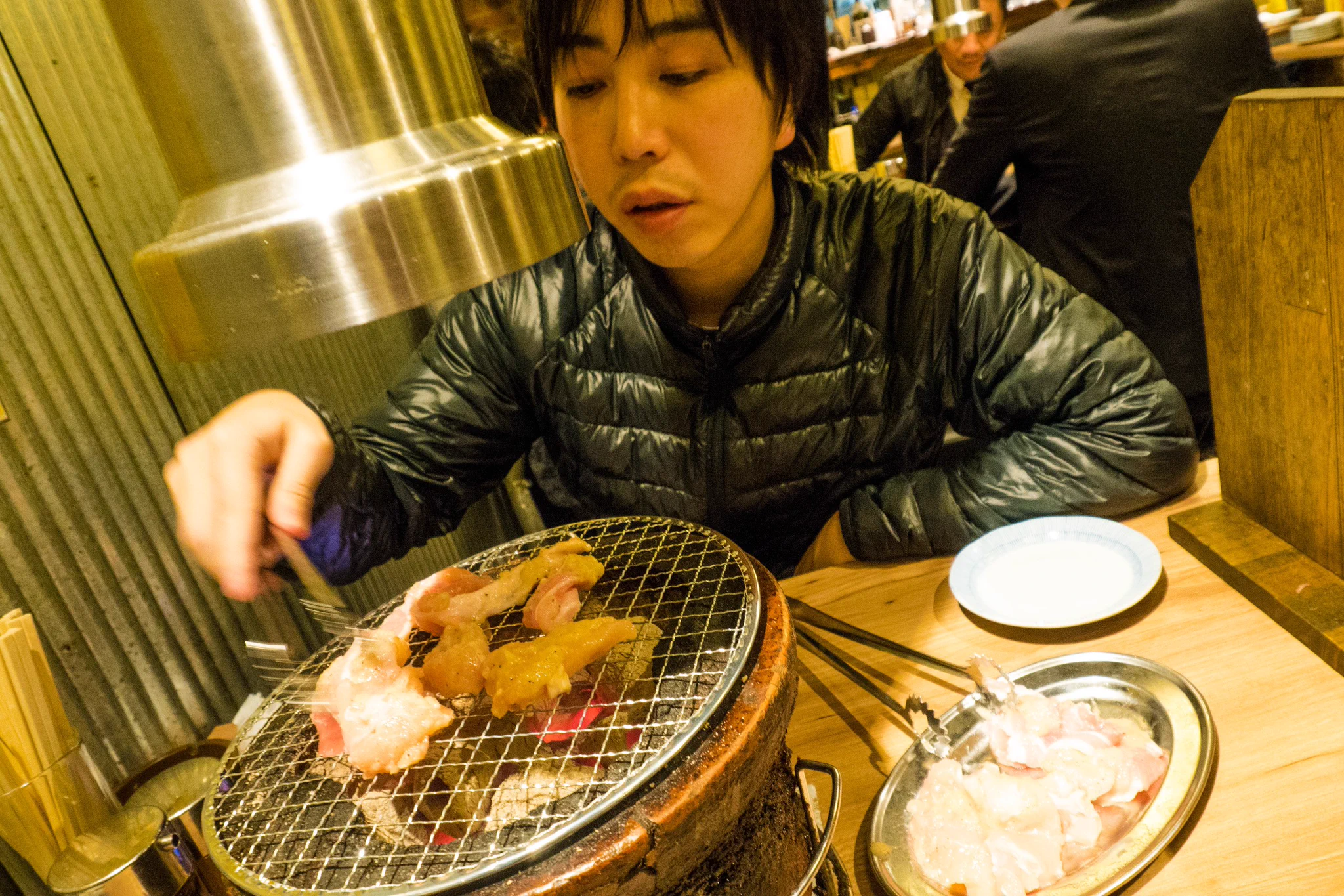 焼肉食べ放題＆飲み放題で70分1500円！しかも七輪炭火焼って凄くない！？