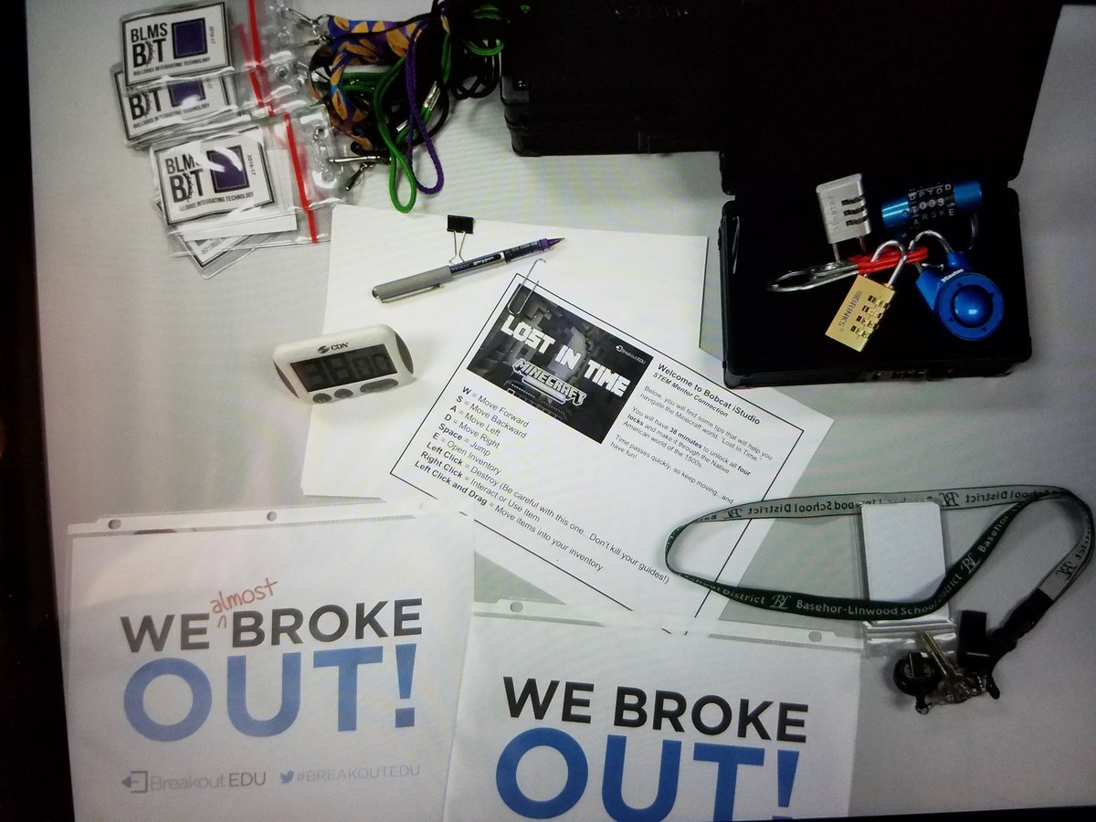 MsJsSOS's tweet photo. Had a blast at our Bobcat iStudio: STEM Mentor Connection event! #BreakoutEDU #MinecraftEdu #BLHSBIT #BLMSBIT https://t.co/VotX6oQpfv