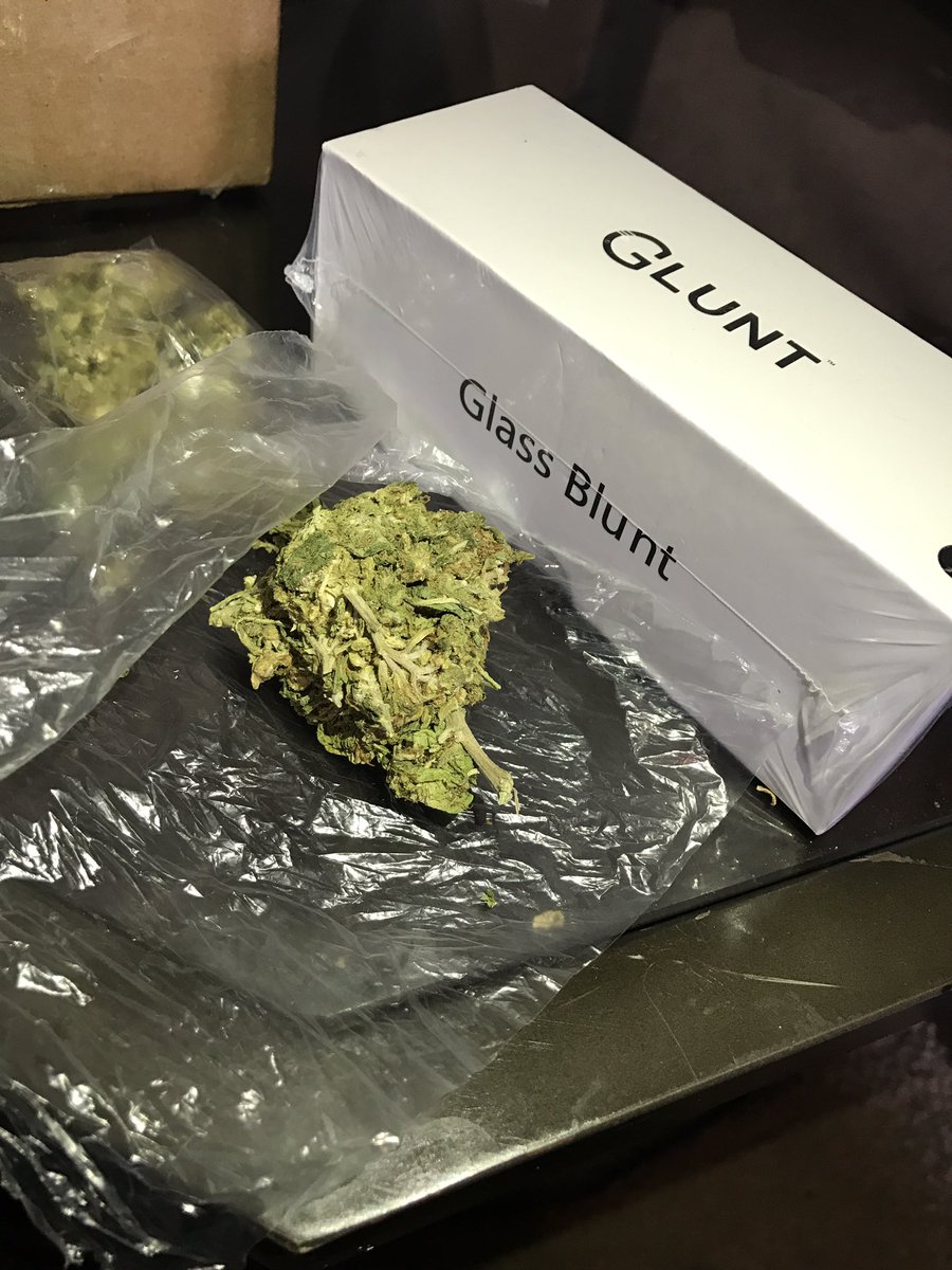 akaSolano's tweet photo. Enjoying it so much 🤘🏽@gluntofficial https://t.co/8zhk4IVQRJ